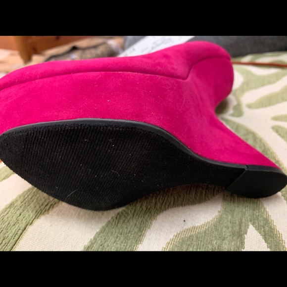 Shoes - Picture 5 of 5